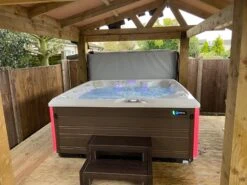 Hot Spring Flash - 7 Person Hot Tub 15 Hot Spring Flash - 7 Person Hot Tub -Bathtub Spa Store flash 4