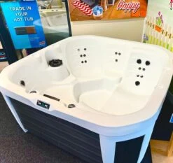 Off-Display (Gosport) Happy 25 Lounge - 5 Person Plug & Play Hot Tub